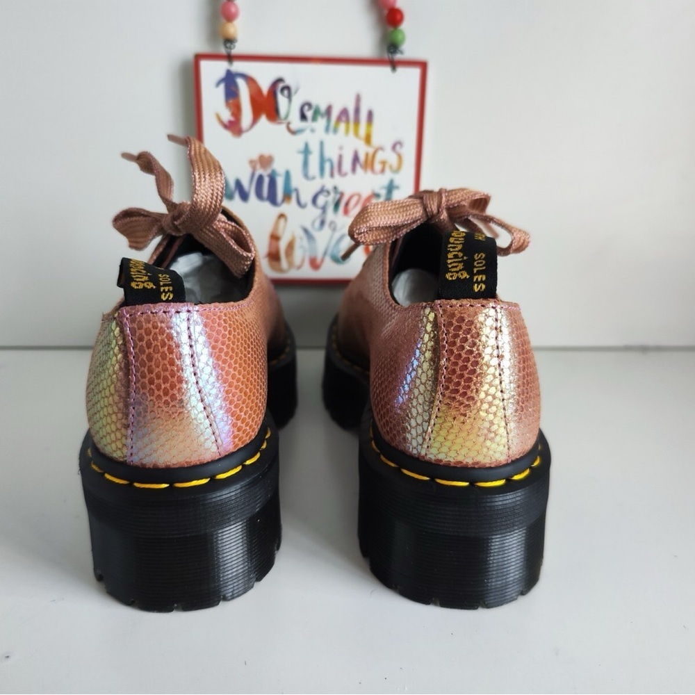 Dr. Martens Holly Pink Iridescent Leather Platform Boots Shoes Womens Size 7 NEW - Picture 9 of 10